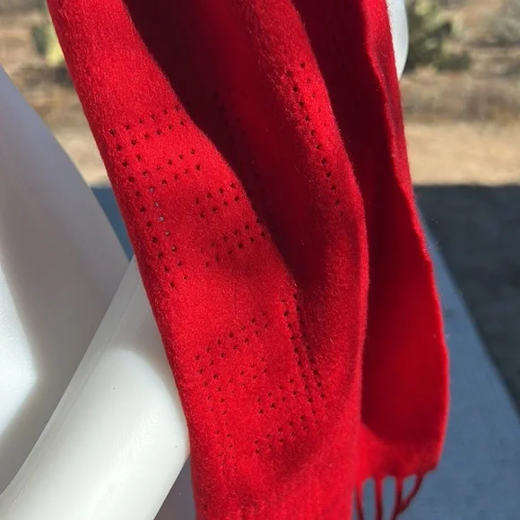 FENDI cashmere red large scarf - Picture 3 of 5